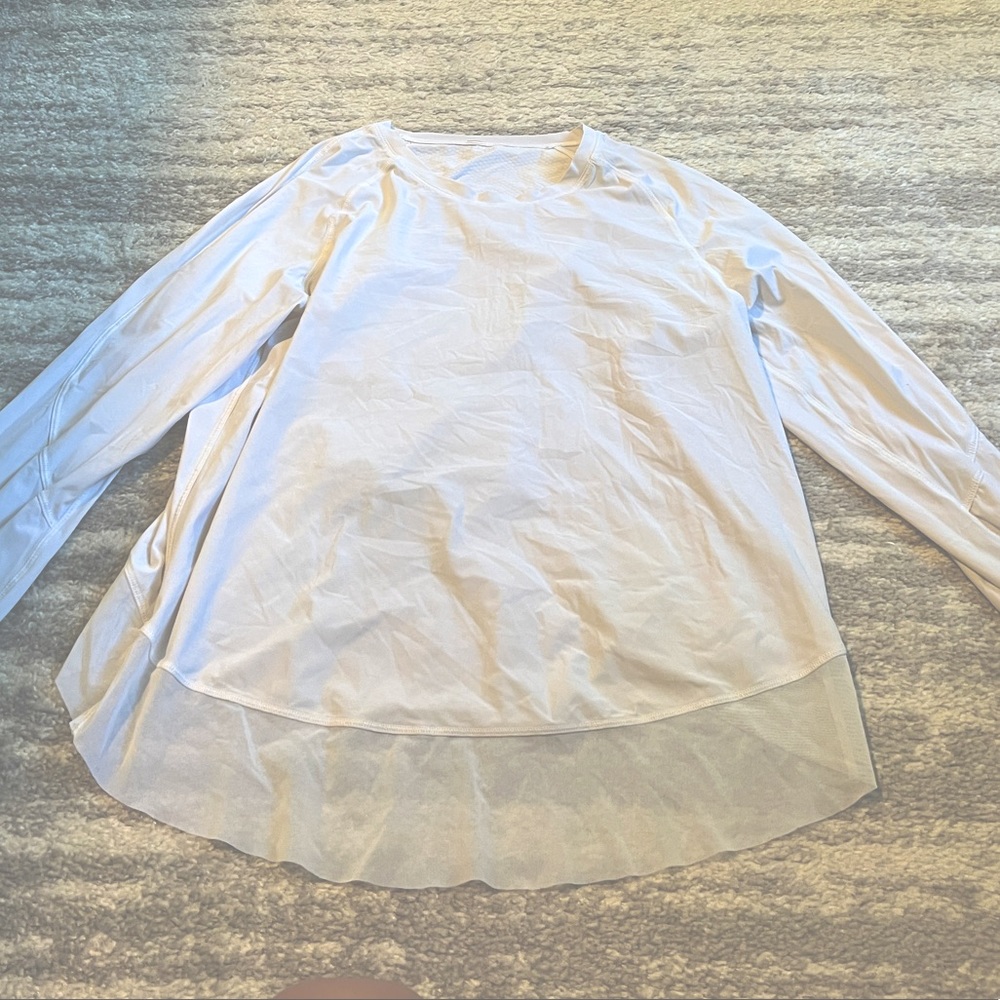 Lululemon long sleeve top sz 6